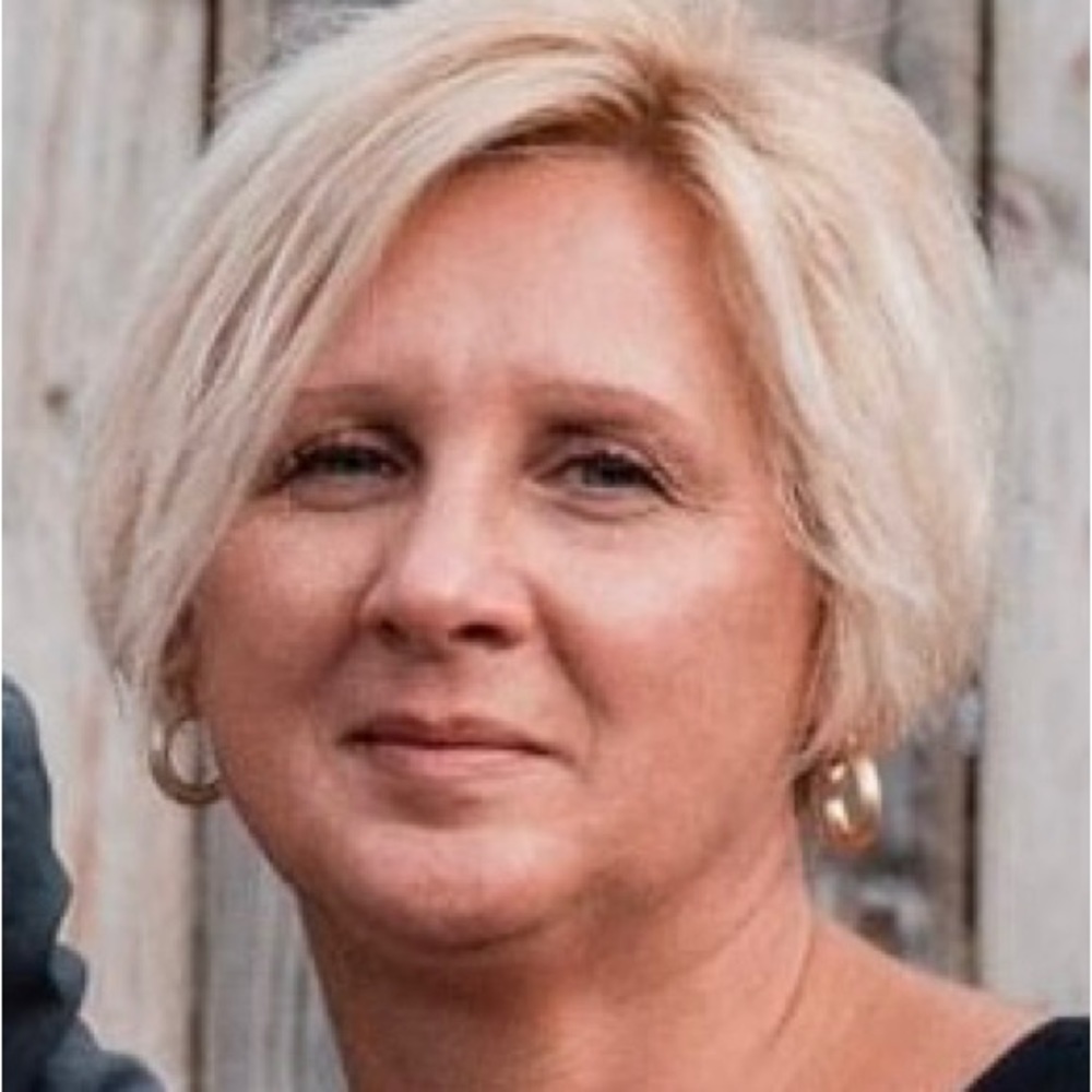 Meet your Posher, Stacy